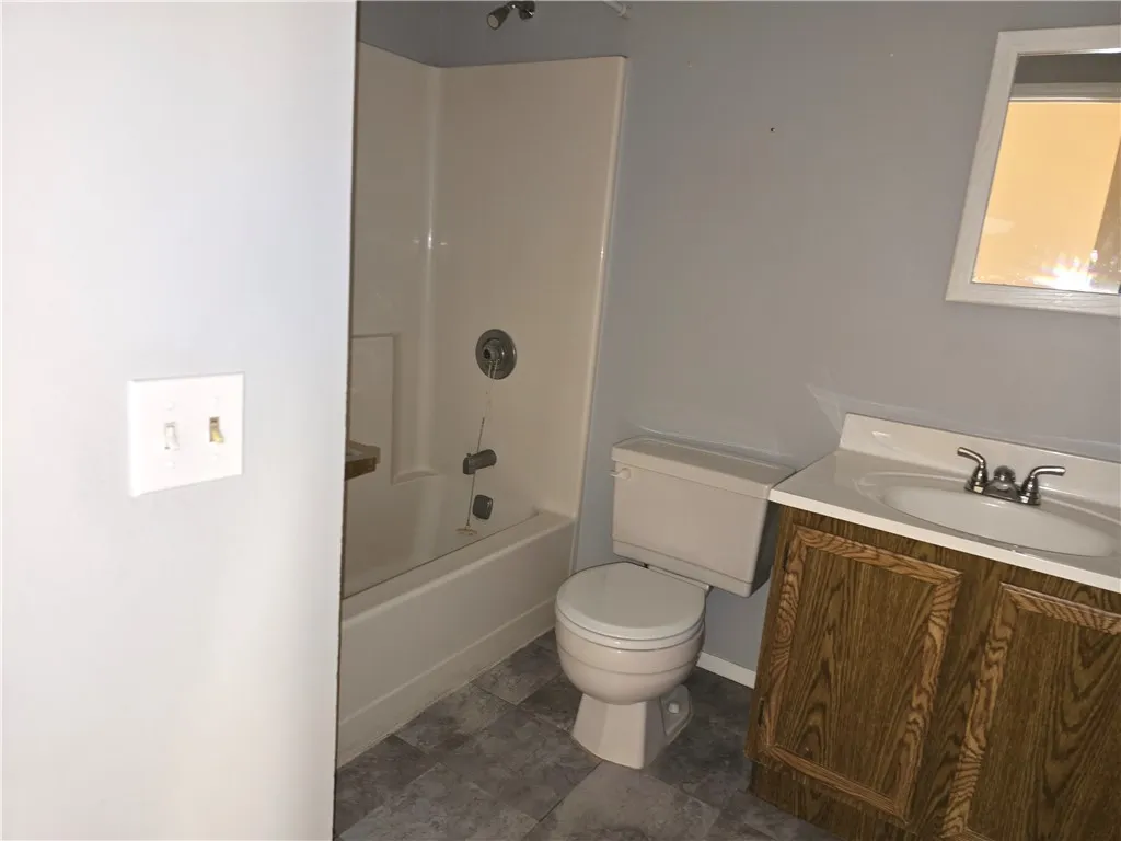 129 Covered Wagon, Henrietta, New York 14586, Henrietta, New York 14586, 3 Bedrooms Bedrooms, 6 Rooms Rooms,2 BathroomsBathrooms,Residential Lease,Closed,129 Covered Wagon, Henrietta, New York 14586,0,R1637754