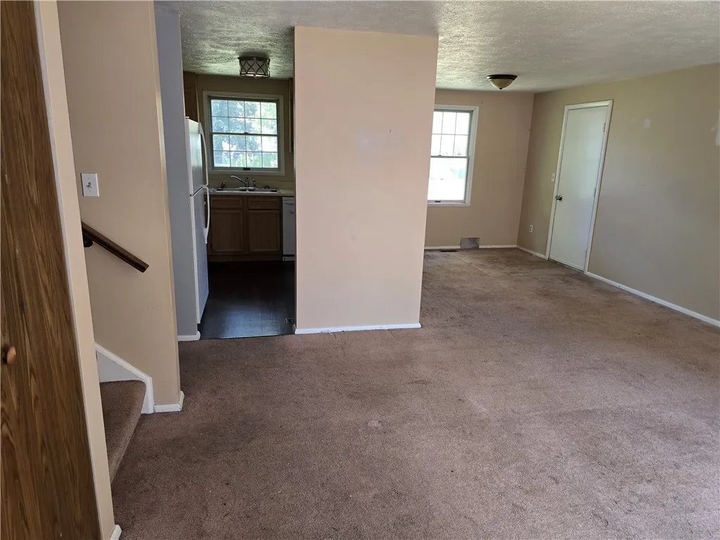 129 Covered Wagon, Henrietta, New York 14586, Henrietta, New York 14586, 3 Bedrooms Bedrooms, 6 Rooms Rooms,2 BathroomsBathrooms,Residential Lease,Closed,129 Covered Wagon, Henrietta, New York 14586,0,R1637754