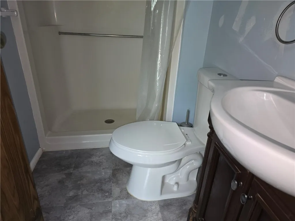 129 Covered Wagon, Henrietta, New York 14586, Henrietta, New York 14586, 3 Bedrooms Bedrooms, 6 Rooms Rooms,2 BathroomsBathrooms,Residential Lease,Closed,129 Covered Wagon, Henrietta, New York 14586,0,R1637754