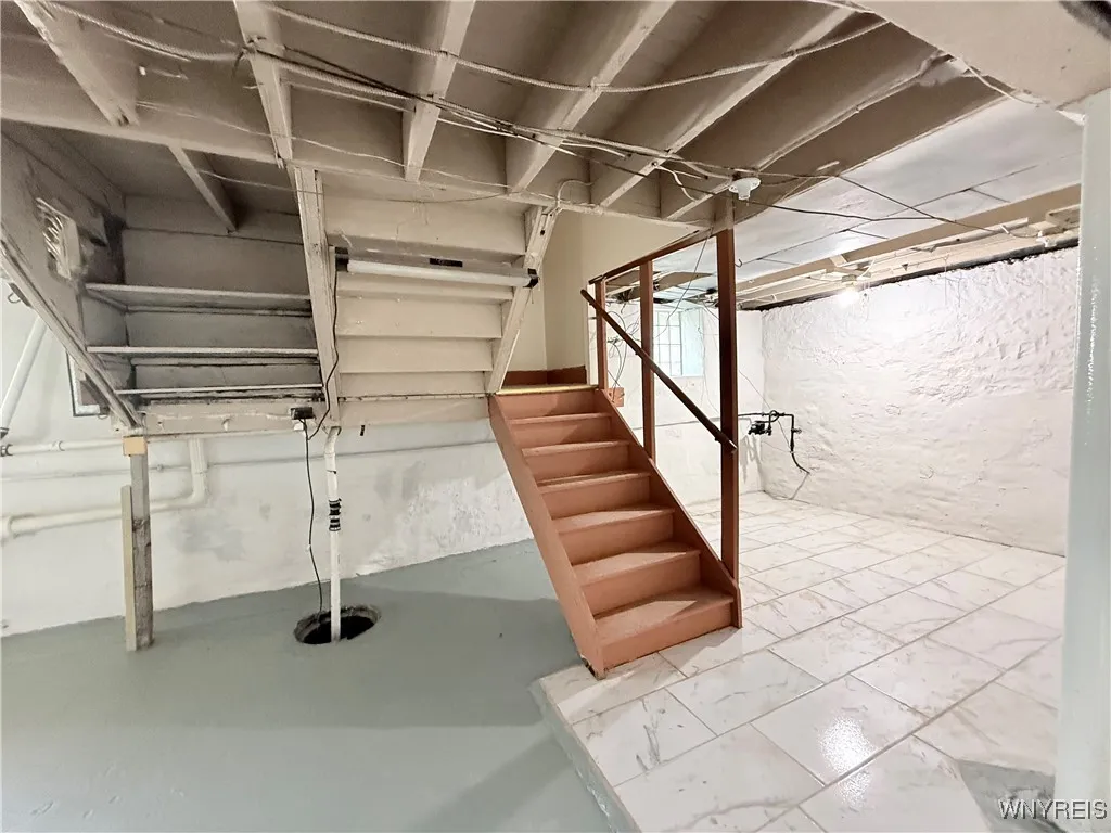 37 Alsace Avenue, Buffalo, New York 14220, Buffalo, New York 14220, 6 Bedrooms Bedrooms, 8 Rooms Rooms,2 BathroomsBathrooms,Residential,For Sale,37 Alsace Avenue, Buffalo, New York 14220,0,B1637848