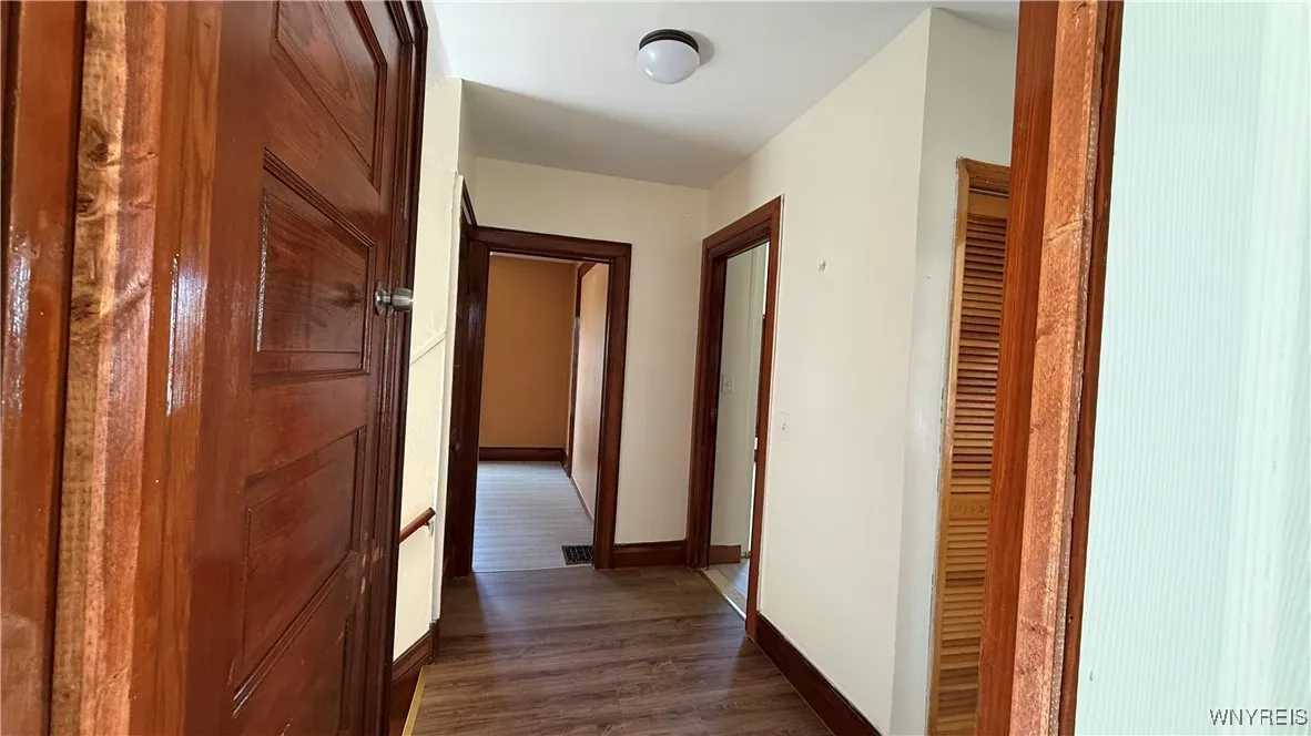 37 Alsace Avenue, Buffalo, New York 14220, Buffalo, New York 14220, 6 Bedrooms Bedrooms, 8 Rooms Rooms,2 BathroomsBathrooms,Residential,For Sale,37 Alsace Avenue, Buffalo, New York 14220,0,B1637848