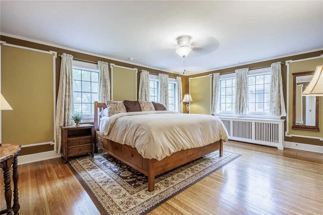 Highlight: Large primary suite with two closets (one walk-in!) and updated en suite bath