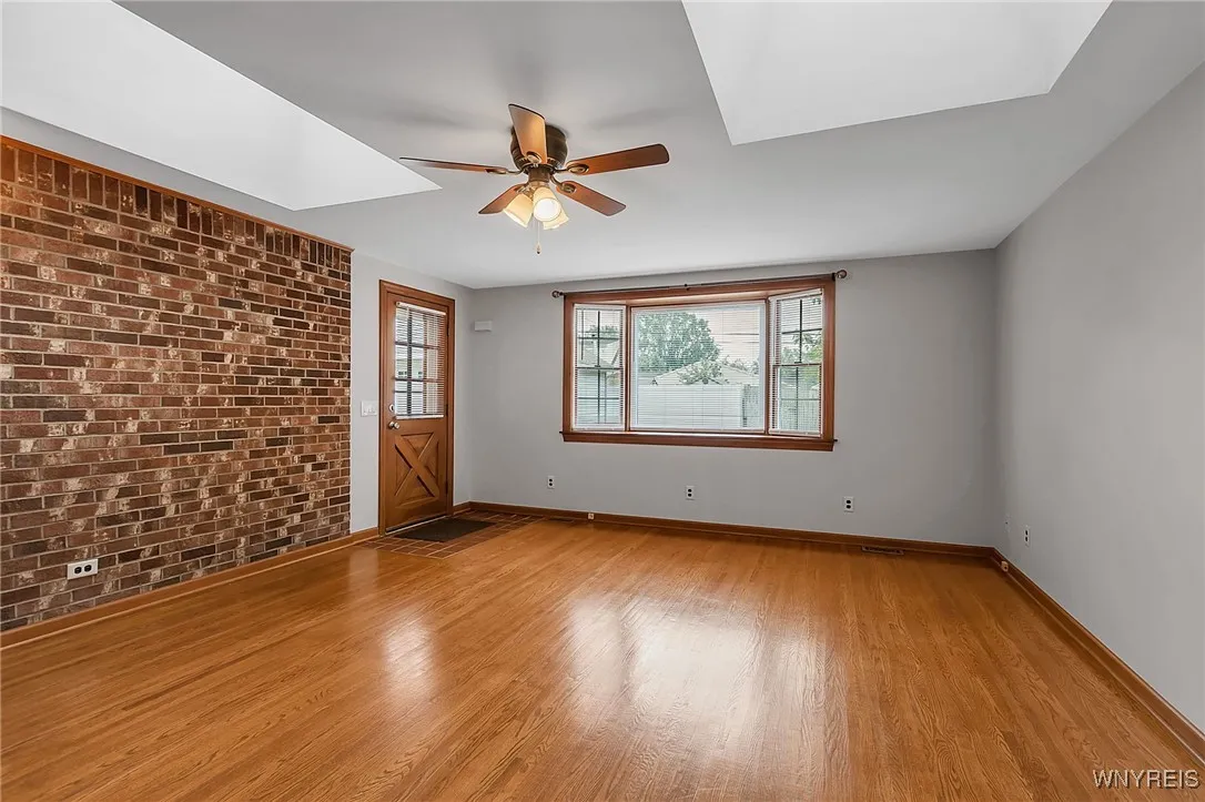 216 Coventry Road, Tonawanda, New York 14217, Tonawanda, New York 14217, 4 Bedrooms Bedrooms, 8 Rooms Rooms,2 BathroomsBathrooms,Residential,Closed,216 Coventry Road, Tonawanda, New York 14217,0,B1638157