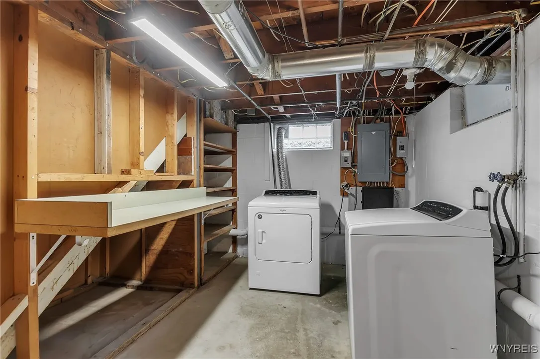 216 Coventry Road, Tonawanda, New York 14217, Tonawanda, New York 14217, 4 Bedrooms Bedrooms, 8 Rooms Rooms,2 BathroomsBathrooms,Residential,Closed,216 Coventry Road, Tonawanda, New York 14217,0,B1638157