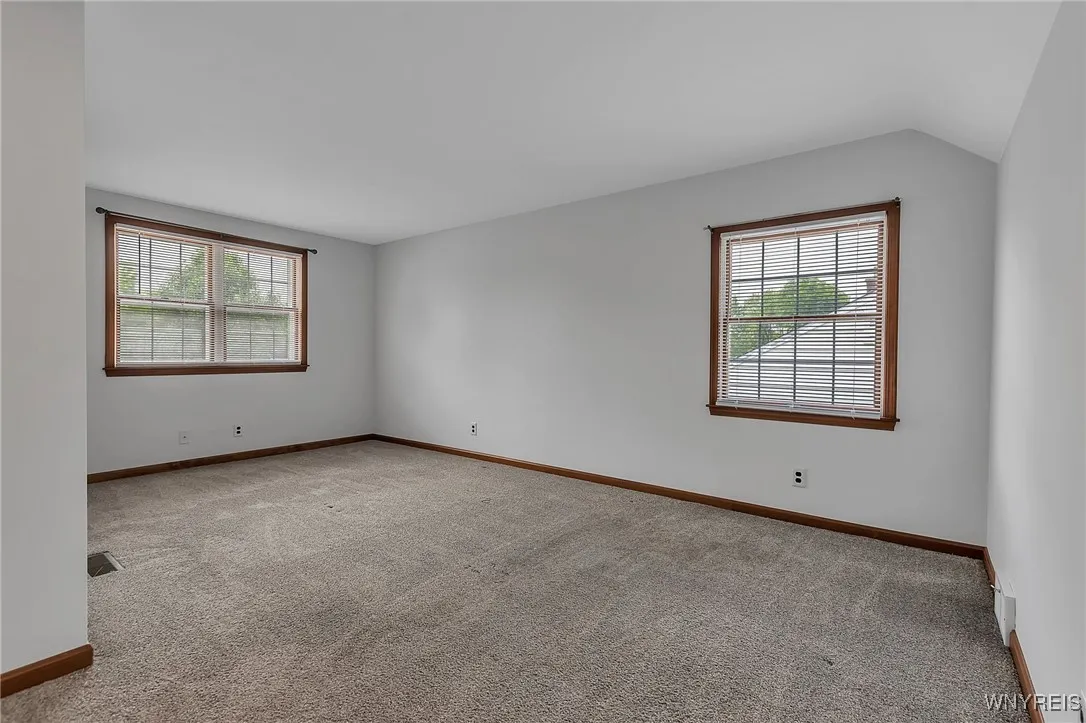 216 Coventry Road, Tonawanda, New York 14217, Tonawanda, New York 14217, 4 Bedrooms Bedrooms, 8 Rooms Rooms,2 BathroomsBathrooms,Residential,Closed,216 Coventry Road, Tonawanda, New York 14217,0,B1638157