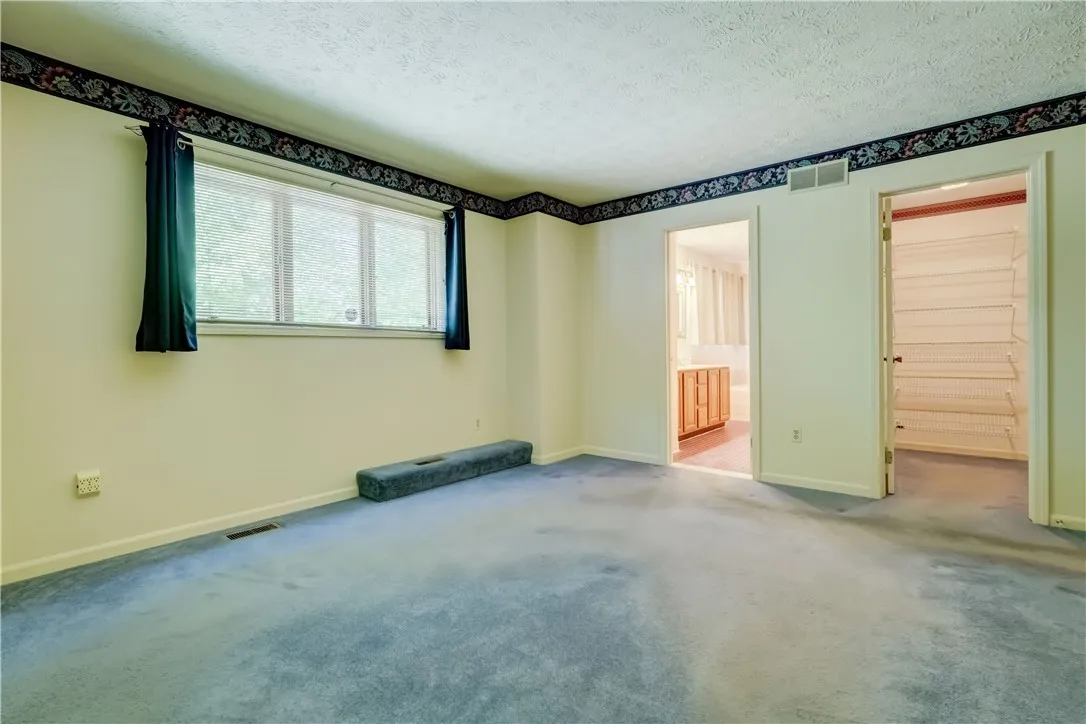 14 Old Winding Lane, Perinton, New York 14450, Perinton, New York 14450, 2 Bedrooms Bedrooms, 6 Rooms Rooms,2 BathroomsBathrooms,Residential,Closed,14 Old Winding Lane, Perinton, New York 14450,0,R1628974