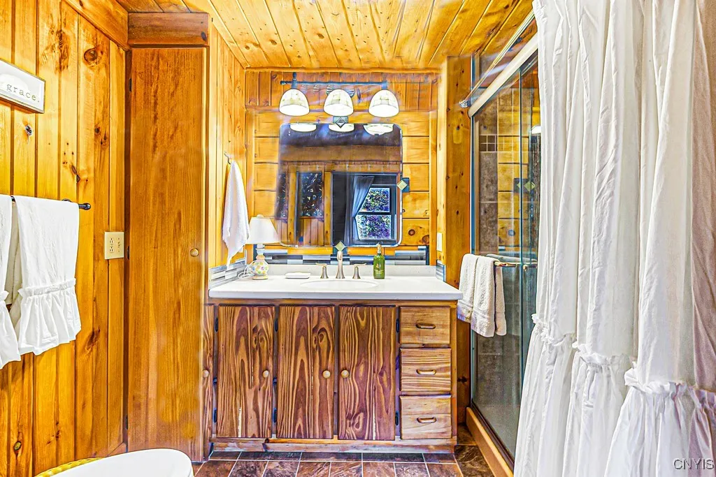 9263 Paris Hill Road, Paris, New York 13456, Paris, New York 13456, 3 Bedrooms Bedrooms, 8 Rooms Rooms,2 BathroomsBathrooms,Residential,Closed,9263 Paris Hill Road, Paris, New York 13456,0,S1637965