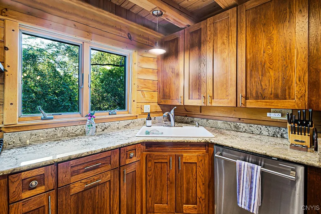 9263 Paris Hill Road, Paris, New York 13456, Paris, New York 13456, 3 Bedrooms Bedrooms, 8 Rooms Rooms,2 BathroomsBathrooms,Residential,Closed,9263 Paris Hill Road, Paris, New York 13456,0,S1637965
