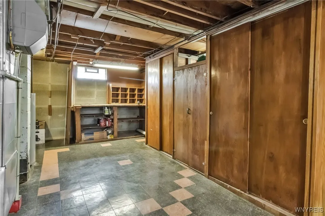 152 Burmon Drive, Orchard Park, New York 14127, Orchard Park, New York 14127, 3 Bedrooms Bedrooms, 5 Rooms Rooms,1 BathroomBathrooms,Residential,For Sale,152 Burmon Drive, Orchard Park, New York 14127,0,B1637932