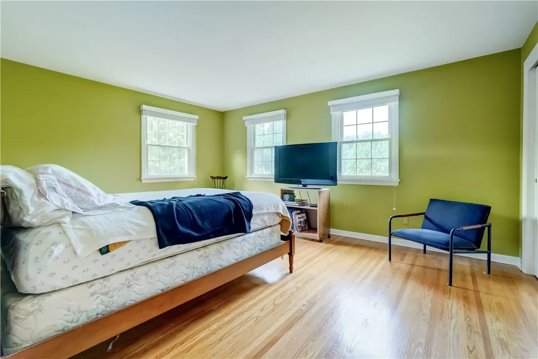 11 Van Cortland Drive, Pittsford, New York 14534, Pittsford, New York 14534, 4 Bedrooms Bedrooms, 8 Rooms Rooms,2 BathroomsBathrooms,Residential,Closed,11 Van Cortland Drive, Pittsford, New York 14534,0,R1625232