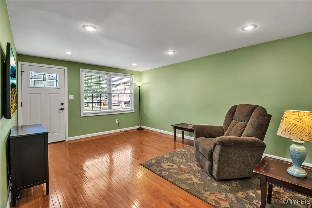 313 Hyland Avenue, Cheektowaga, New York 14043, Cheektowaga, New York 14043, 3 Bedrooms Bedrooms, 5 Rooms Rooms,1 BathroomBathrooms,Residential,For Sale,313 Hyland Avenue, Cheektowaga, New York 14043,0,B1635030