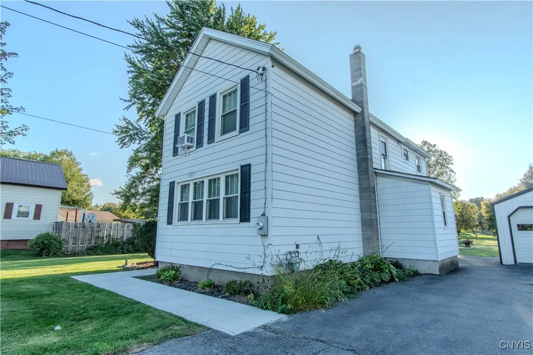 157 Boon Street, Watertown City, New York 13601, Watertown City, New York 13601, 3 Bedrooms Bedrooms, 8 Rooms Rooms,2 BathroomsBathrooms,Residential,For Sale,157 Boon Street, Watertown City, New York 13601,0,S1638241