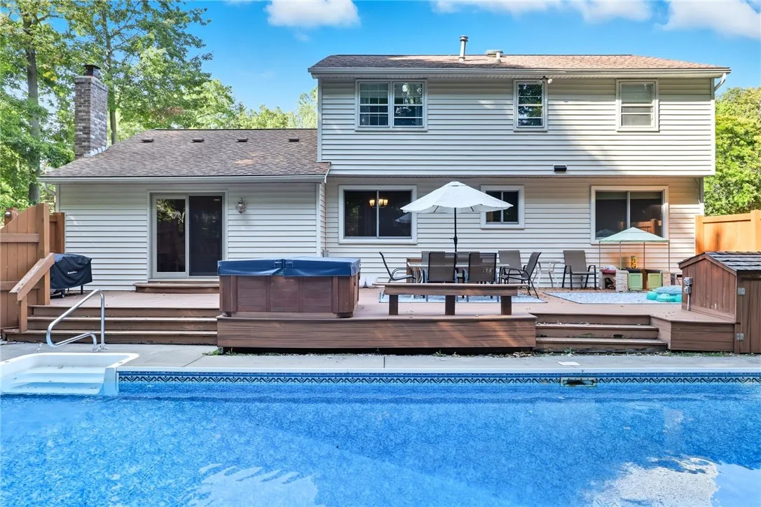 711 Audley, Webster, New York 14580, Webster, New York 14580, 4 Bedrooms Bedrooms, 10 Rooms Rooms,2 BathroomsBathrooms,Residential,For Sale,711 Audley, Webster, New York 14580,0,R1638307