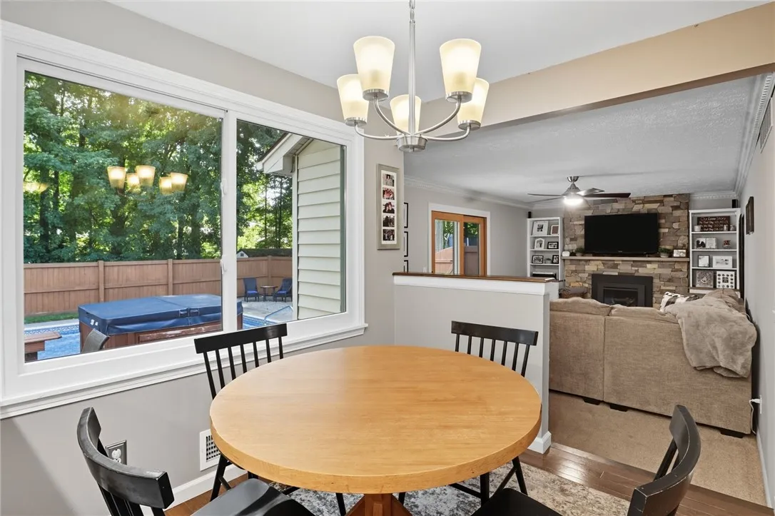 711 Audley, Webster, New York 14580, Webster, New York 14580, 4 Bedrooms Bedrooms, 10 Rooms Rooms,2 BathroomsBathrooms,Residential,For Sale,711 Audley, Webster, New York 14580,0,R1638307