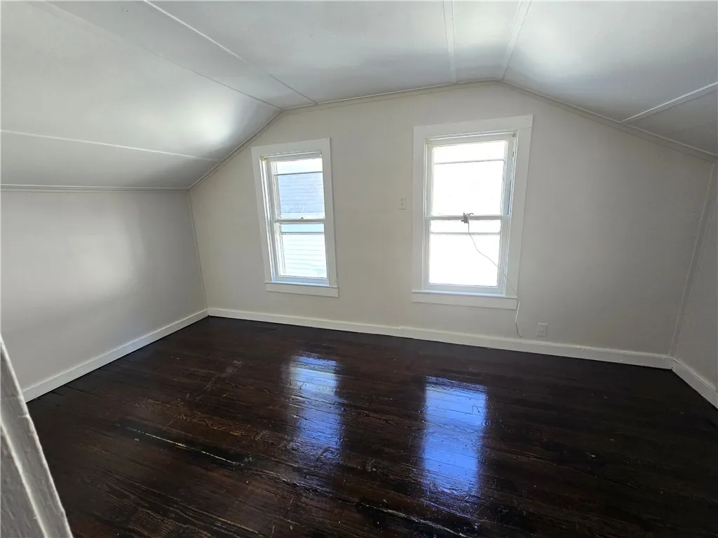 829 Goodman S Street, Rochester, New York 14607, Rochester, New York 14607, 3 Bedrooms Bedrooms, 7 Rooms Rooms,1 BathroomBathrooms,Residential,For Sale,829 Goodman S Street, Rochester, New York 14607,0,R1638291