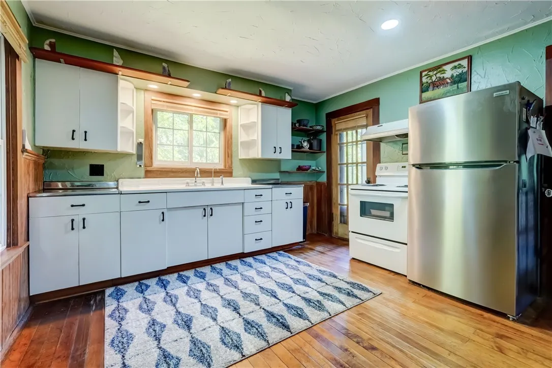 5279 Russell Road, Marion, New York 14505, Marion, New York 14505, 2 Bedrooms Bedrooms, 7 Rooms Rooms,1 BathroomBathrooms,Residential,For Sale,5279 Russell Road, Marion, New York 14505,0,R1637150
