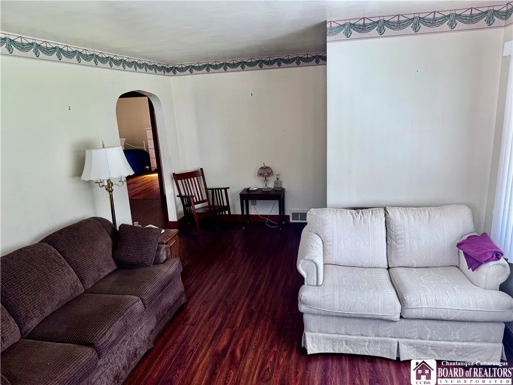 126 Seymour Street, Pomfret, New York 14063, Pomfret, New York 14063, 3 Bedrooms Bedrooms, 7 Rooms Rooms,1 BathroomBathrooms,Residential,For Sale,126 Seymour Street, Pomfret, New York 14063,0,R1638205