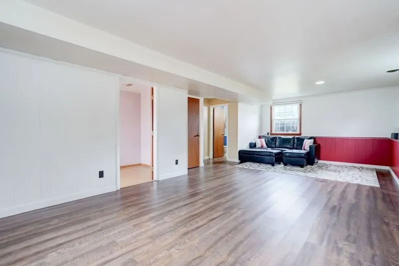 Just one level down from the 1st floor, this expansive space offers loads of flexibility for entertaining family and friends!