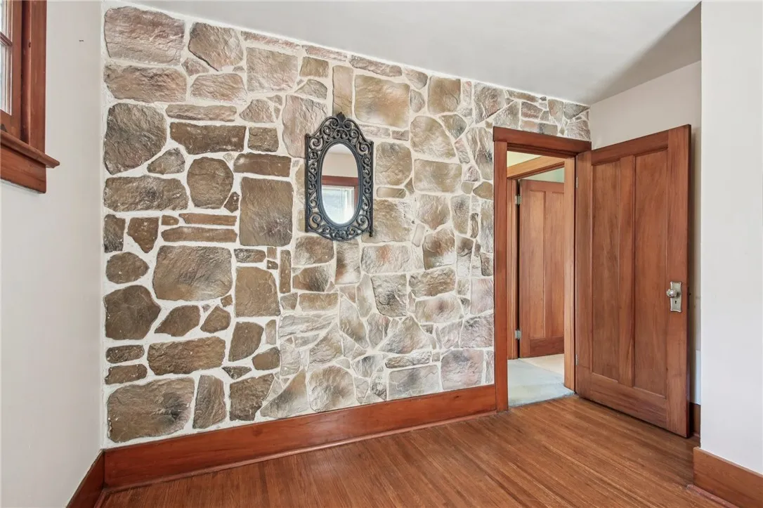 50 Brookfield Road, Rochester, New York 14610, Rochester, New York 14610, 3 Bedrooms Bedrooms, 7 Rooms Rooms,1 BathroomBathrooms,Residential,For Sale,50 Brookfield Road, Rochester, New York 14610,0,R1634865