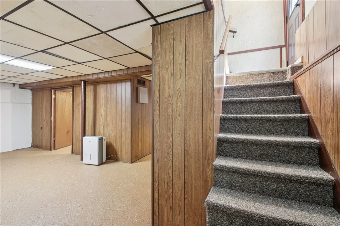 50 Brookfield Road, Rochester, New York 14610, Rochester, New York 14610, 3 Bedrooms Bedrooms, 7 Rooms Rooms,1 BathroomBathrooms,Residential,For Sale,50 Brookfield Road, Rochester, New York 14610,0,R1634865