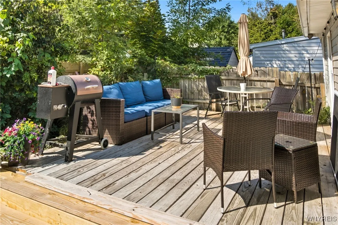 255 Kennedy Avenue, Evans, New York 14006, Evans, New York 14006, 4 Bedrooms Bedrooms, 7 Rooms Rooms,1 BathroomBathrooms,Residential,For Sale,255 Kennedy Avenue, Evans, New York 14006,0,B1638029