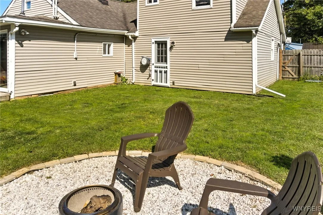 255 Kennedy Avenue, Evans, New York 14006, Evans, New York 14006, 4 Bedrooms Bedrooms, 7 Rooms Rooms,1 BathroomBathrooms,Residential,For Sale,255 Kennedy Avenue, Evans, New York 14006,0,B1638029
