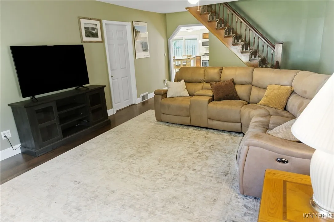 255 Kennedy Avenue, Evans, New York 14006, Evans, New York 14006, 4 Bedrooms Bedrooms, 7 Rooms Rooms,1 BathroomBathrooms,Residential,For Sale,255 Kennedy Avenue, Evans, New York 14006,0,B1638029