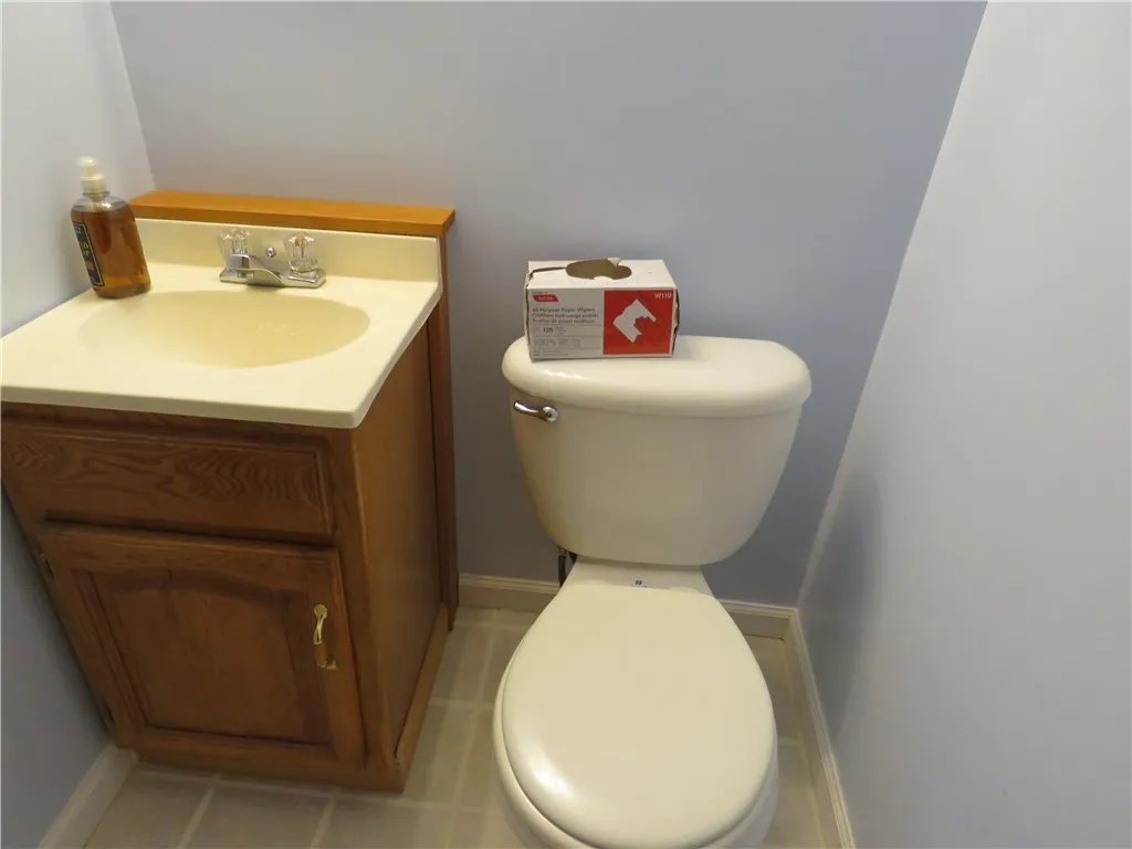 109 Hutchings Road, Ogden, New York 14624, Ogden, New York 14624, 4 Bedrooms Bedrooms, 9 Rooms Rooms,1 BathroomBathrooms,Residential,Closed,109 Hutchings Road, Ogden, New York 14624,0,R1638359