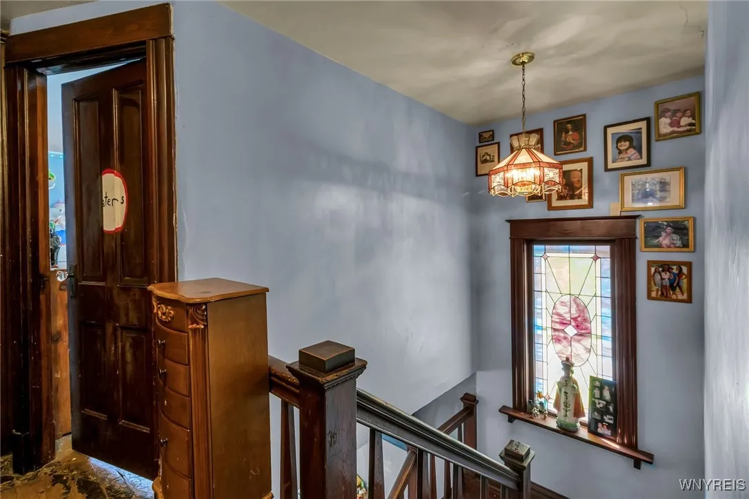 463 East Center Street, Ridgeway, New York 14103, Ridgeway, New York 14103, 4 Bedrooms Bedrooms, 8 Rooms Rooms,2 BathroomsBathrooms,Residential,For Sale,463 East Center Street, Ridgeway, New York 14103,0,B1637527