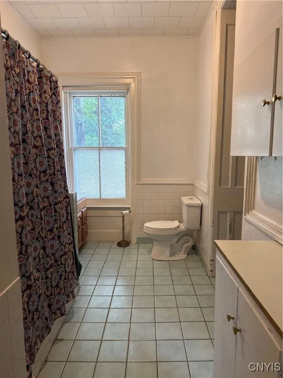 19 Lake Street, Richland, New York 13142, Richland, New York 13142, 6 Bedrooms Bedrooms, 12 Rooms Rooms,3 BathroomsBathrooms,Residential,For Sale,19 Lake Street, Richland, New York 13142,0,S1638098