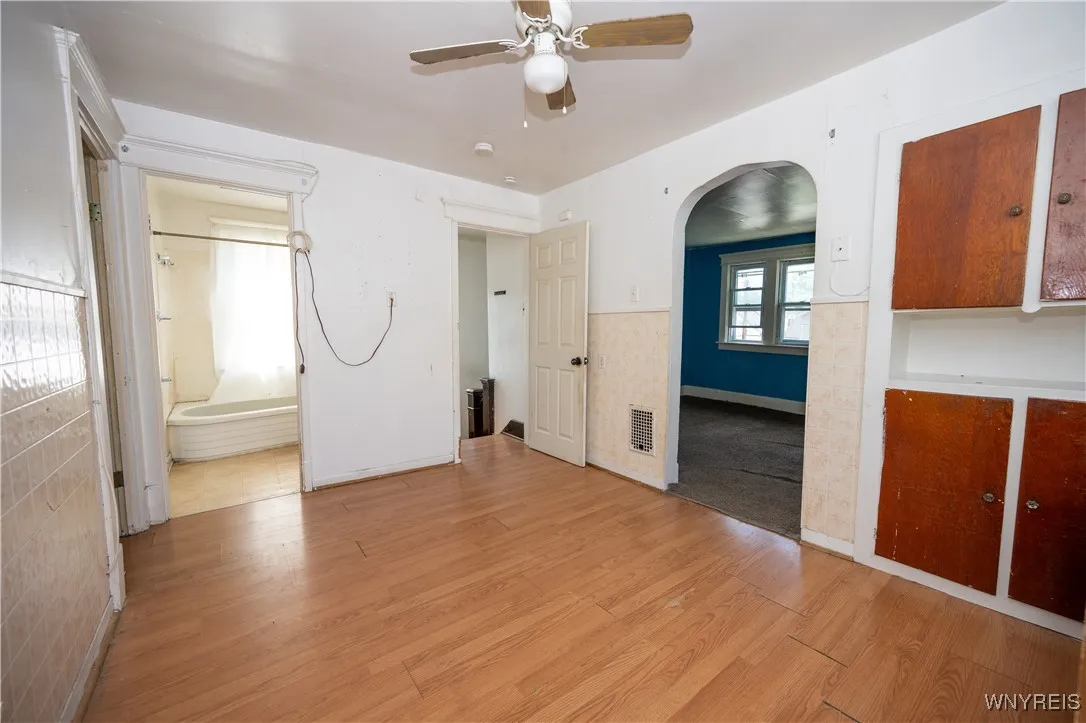 17 Fisher Street, Buffalo, New York 14211, Buffalo, New York 14211, 4 Bedrooms Bedrooms, 7 Rooms Rooms,2 BathroomsBathrooms,Residential,For Sale,17 Fisher Street, Buffalo, New York 14211,0,B1637774