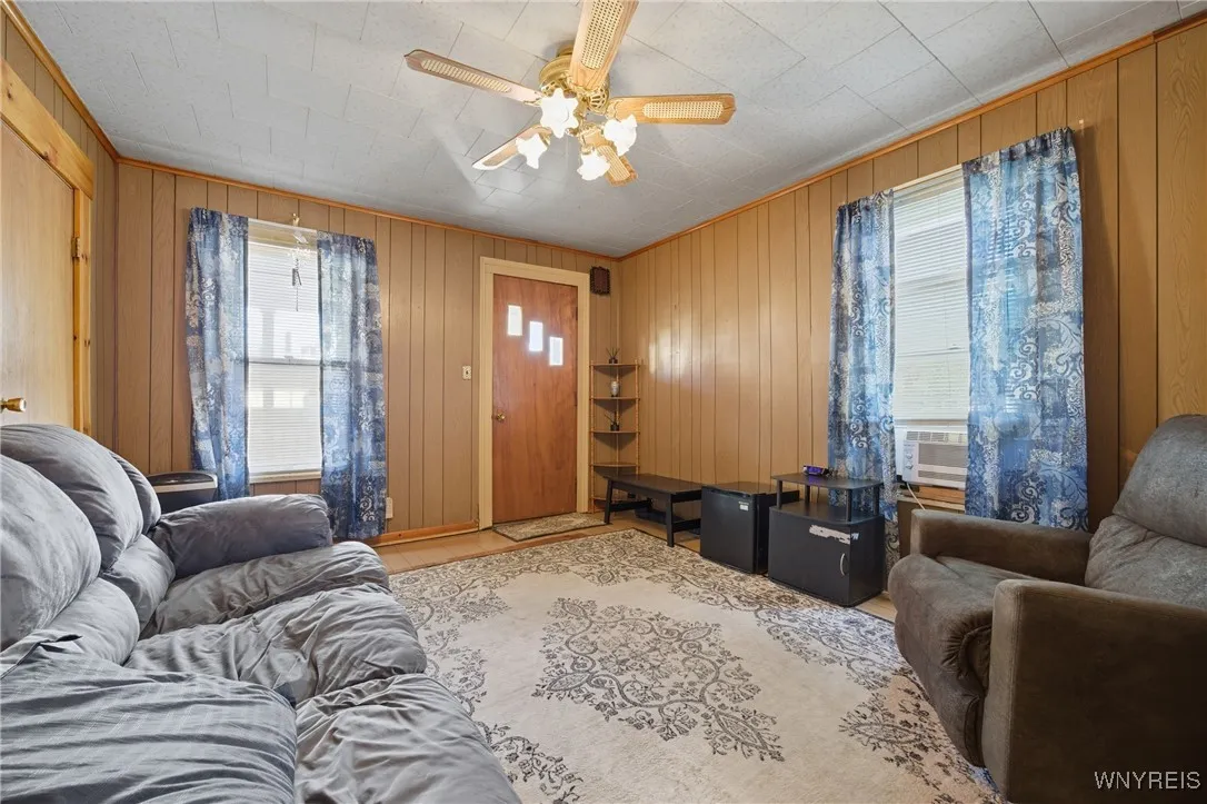 257 Fredericka Street, North Tonawanda, New York 1, North Tonawanda, New York 14120, 2 Bedrooms Bedrooms, 6 Rooms Rooms,1 BathroomBathrooms,Residential,Closed,257 Fredericka Street, North Tonawanda, New York 1,0,B1597555