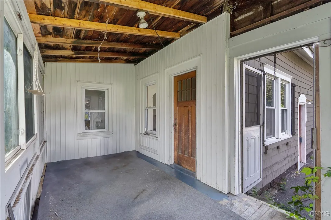 518 East Brighton Avenue, Syracuse, New York 13210, Syracuse, New York 13210, 5 Bedrooms Bedrooms, 8 Rooms Rooms,1 BathroomBathrooms,Residential Lease,For Rent,518 East Brighton Avenue, Syracuse, New York 13210,0,S1638115