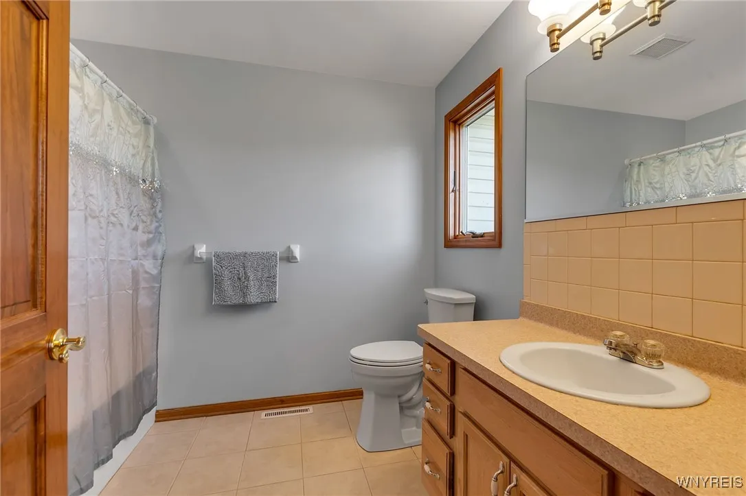 Ensuite Bathroom