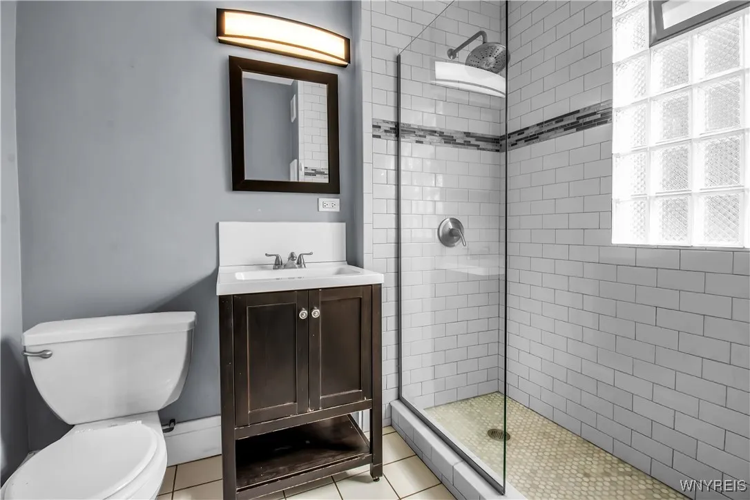 175 Tacoma Avenue, Buffalo, New York 14216, Buffalo, New York 14216, 6 Bedrooms Bedrooms, ,2 BathroomsBathrooms,Residential,For Sale,175 Tacoma Avenue, Buffalo, New York 14216,0,B1638242