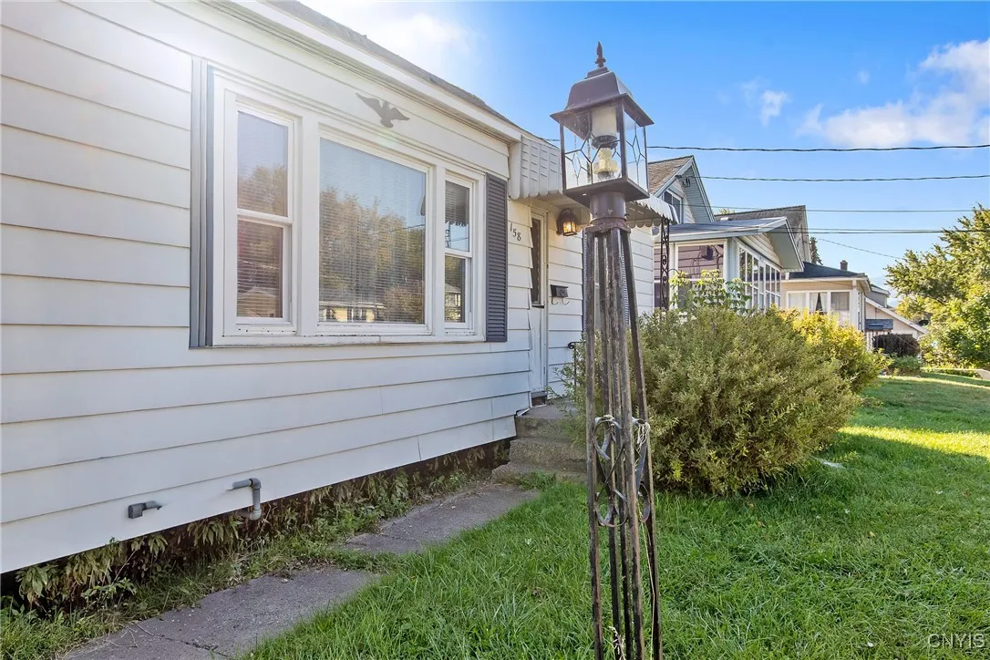 Front walkway to open front porch