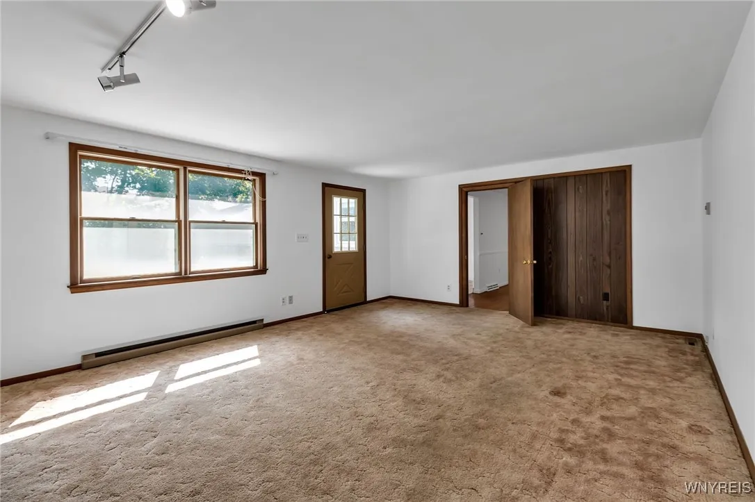1399 Doebler Drive, North Tonawanda, New York 1412, North Tonawanda, New York 14120, 3 Bedrooms Bedrooms, 7 Rooms Rooms,1 BathroomBathrooms,Residential,For Sale,1399 Doebler Drive, North Tonawanda, New York 1412,0,B1638041