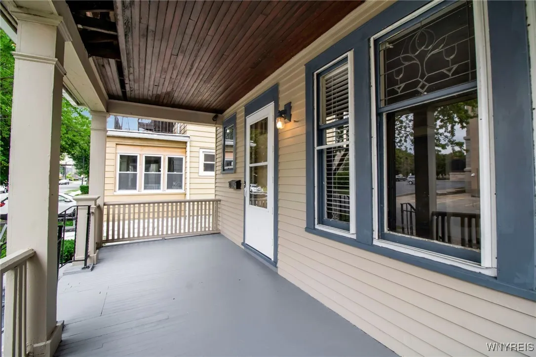 31 Hughes Avenue, Buffalo, New York 14208, Buffalo, New York 14208, 7 Bedrooms Bedrooms, 10 Rooms Rooms,2 BathroomsBathrooms,Residential,For Sale,31 Hughes Avenue, Buffalo, New York 14208,0,B1638393