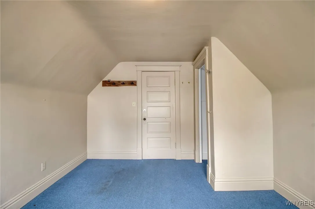 31 Hughes Avenue, Buffalo, New York 14208, Buffalo, New York 14208, 7 Bedrooms Bedrooms, 10 Rooms Rooms,2 BathroomsBathrooms,Residential,For Sale,31 Hughes Avenue, Buffalo, New York 14208,0,B1638393
