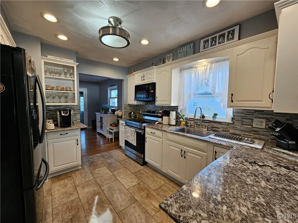 703 Burth Place, Utica, New York 13502, Utica, New York 13502, 3 Bedrooms Bedrooms, 8 Rooms Rooms,2 BathroomsBathrooms,Residential,For Sale,703 Burth Place, Utica, New York 13502,0,S1638295