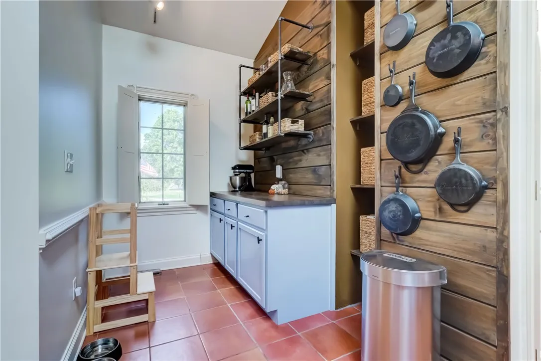 38 Taylor Road, Mendon, New York 14472, Mendon, New York 14472, 5 Bedrooms Bedrooms, 10 Rooms Rooms,3 BathroomsBathrooms,Residential,For Sale,38 Taylor Road, Mendon, New York 14472,0,R1636400