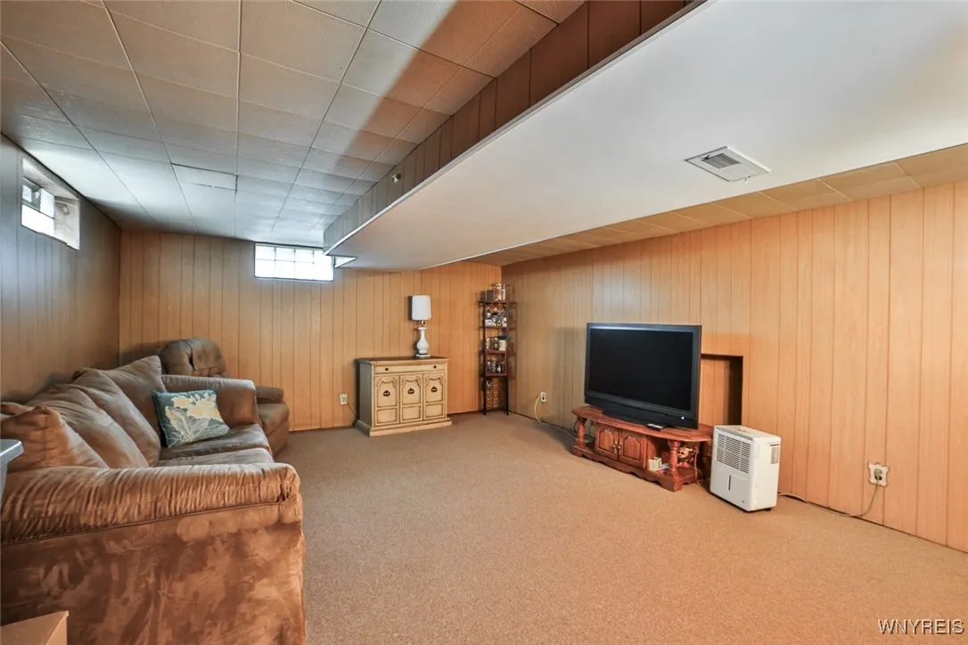 241 Fancher Avenue, Tonawanda, New York 14223, Tonawanda, New York 14223, 3 Bedrooms Bedrooms, 5 Rooms Rooms,1 BathroomBathrooms,Residential,For Sale,241 Fancher Avenue, Tonawanda, New York 14223,0,B1636926