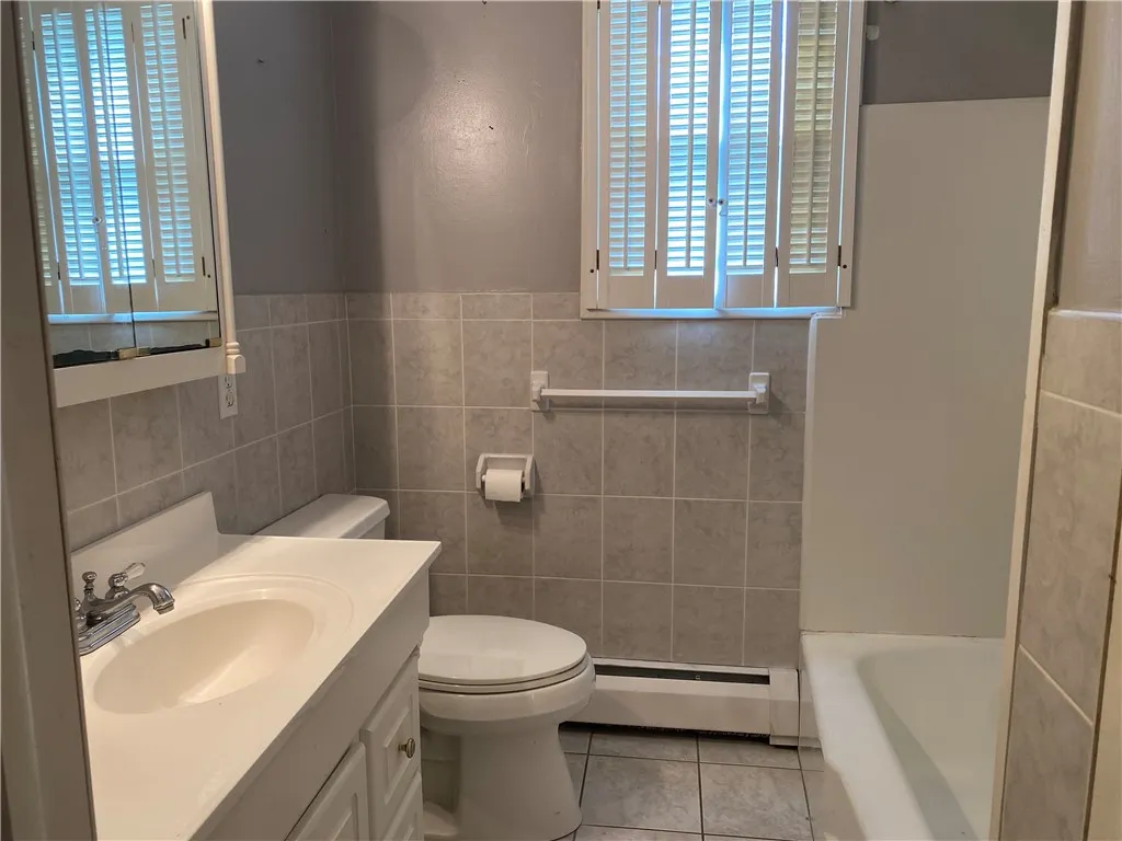8605 State Route 21, Naples, New York 14512, Naples, New York 14512, 4 Bedrooms Bedrooms, 12 Rooms Rooms,3 BathroomsBathrooms,Residential,Closed,8605 State Route 21, Naples, New York 14512,0,R1638045