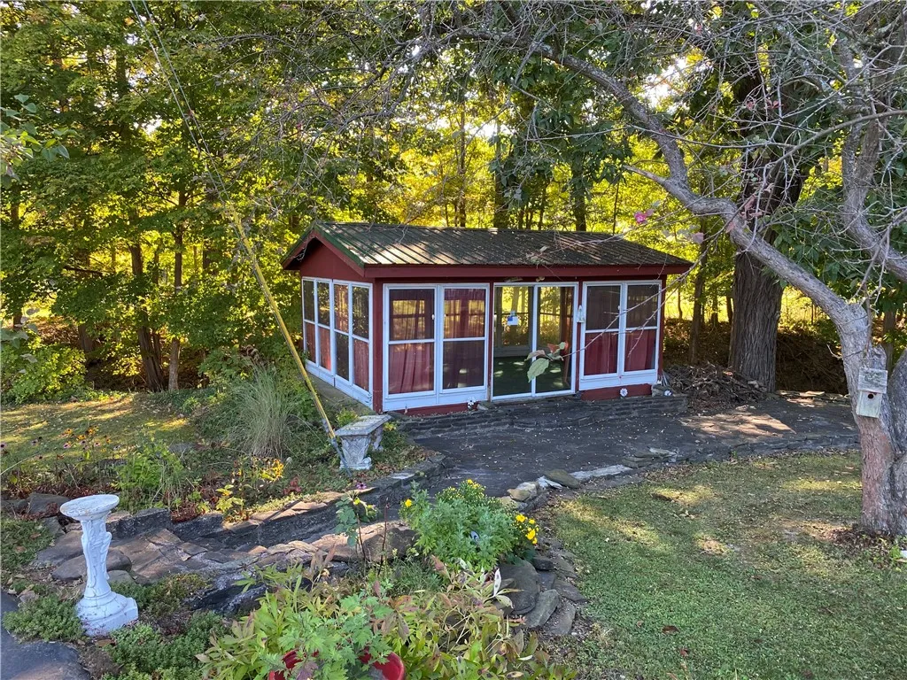 8605 State Route 21, Naples, New York 14512, Naples, New York 14512, 4 Bedrooms Bedrooms, 12 Rooms Rooms,3 BathroomsBathrooms,Residential,Closed,8605 State Route 21, Naples, New York 14512,0,R1638045