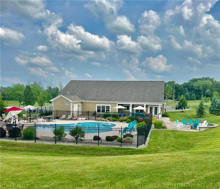 75 Thompson Lane, Canandaigua City, New York 14424, Canandaigua City, New York 14424, 2 Bedrooms Bedrooms, 5 Rooms Rooms,2 BathroomsBathrooms,Residential,For Sale,75 Thompson Lane, Canandaigua City, New York 14424,0,R1635721