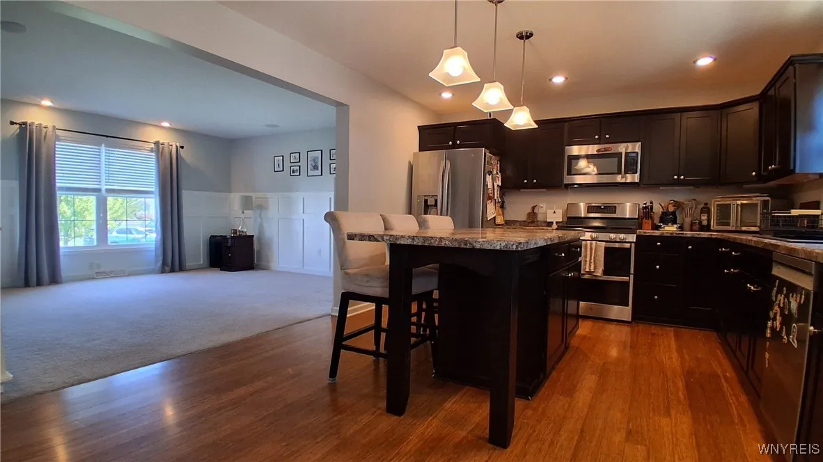 6314 White Oak, Hamburg, New York 14085, Hamburg, New York 14085, 3 Bedrooms Bedrooms, 8 Rooms Rooms,2 BathroomsBathrooms,Residential,For Sale,6314 White Oak, Hamburg, New York 14085,0,B1637813