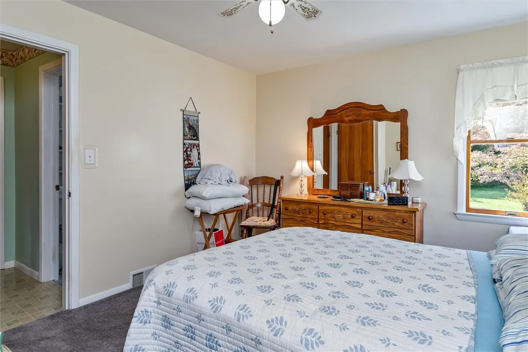 457 Jefferson Avenue, Perinton, New York 14450, Perinton, New York 14450, 4 Bedrooms Bedrooms, 6 Rooms Rooms,2 BathroomsBathrooms,Residential,Closed,457 Jefferson Avenue, Perinton, New York 14450,0,R1637099