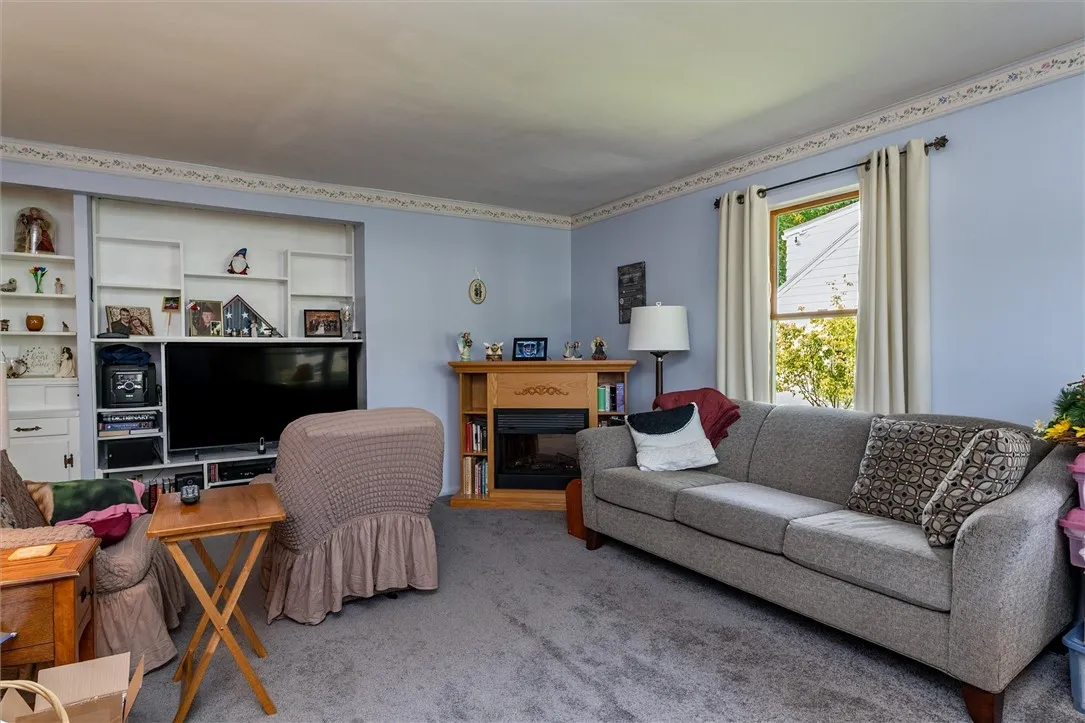 457 Jefferson Avenue, Perinton, New York 14450, Perinton, New York 14450, 4 Bedrooms Bedrooms, 6 Rooms Rooms,2 BathroomsBathrooms,Residential,Closed,457 Jefferson Avenue, Perinton, New York 14450,0,R1637099