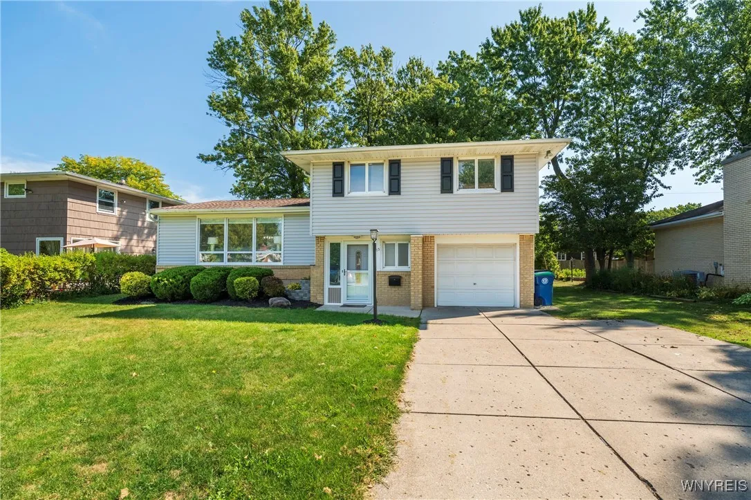 173 Sunrise Boulevard, Amherst, New York 14221, Amherst, New York 14221, 3 Bedrooms Bedrooms, 7 Rooms Rooms,1 BathroomBathrooms,Residential,Closed,173 Sunrise Boulevard, Amherst, New York 14221,0,B1638419