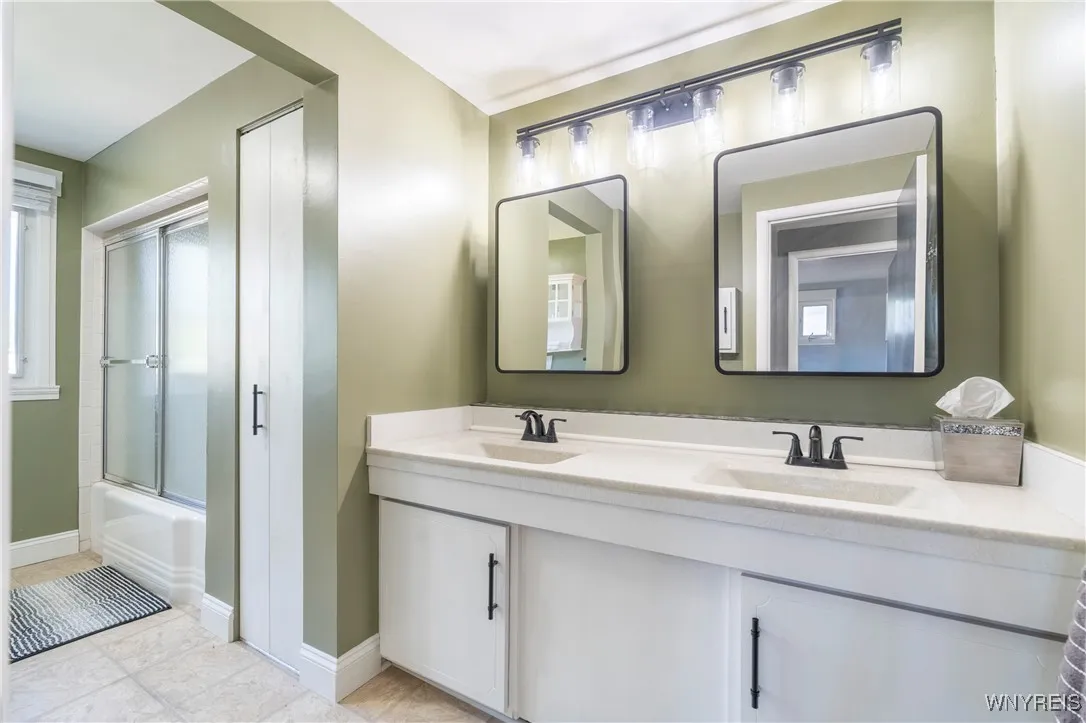 173 Sunrise Boulevard, Amherst, New York 14221, Amherst, New York 14221, 3 Bedrooms Bedrooms, 7 Rooms Rooms,1 BathroomBathrooms,Residential,Closed,173 Sunrise Boulevard, Amherst, New York 14221,0,B1638419